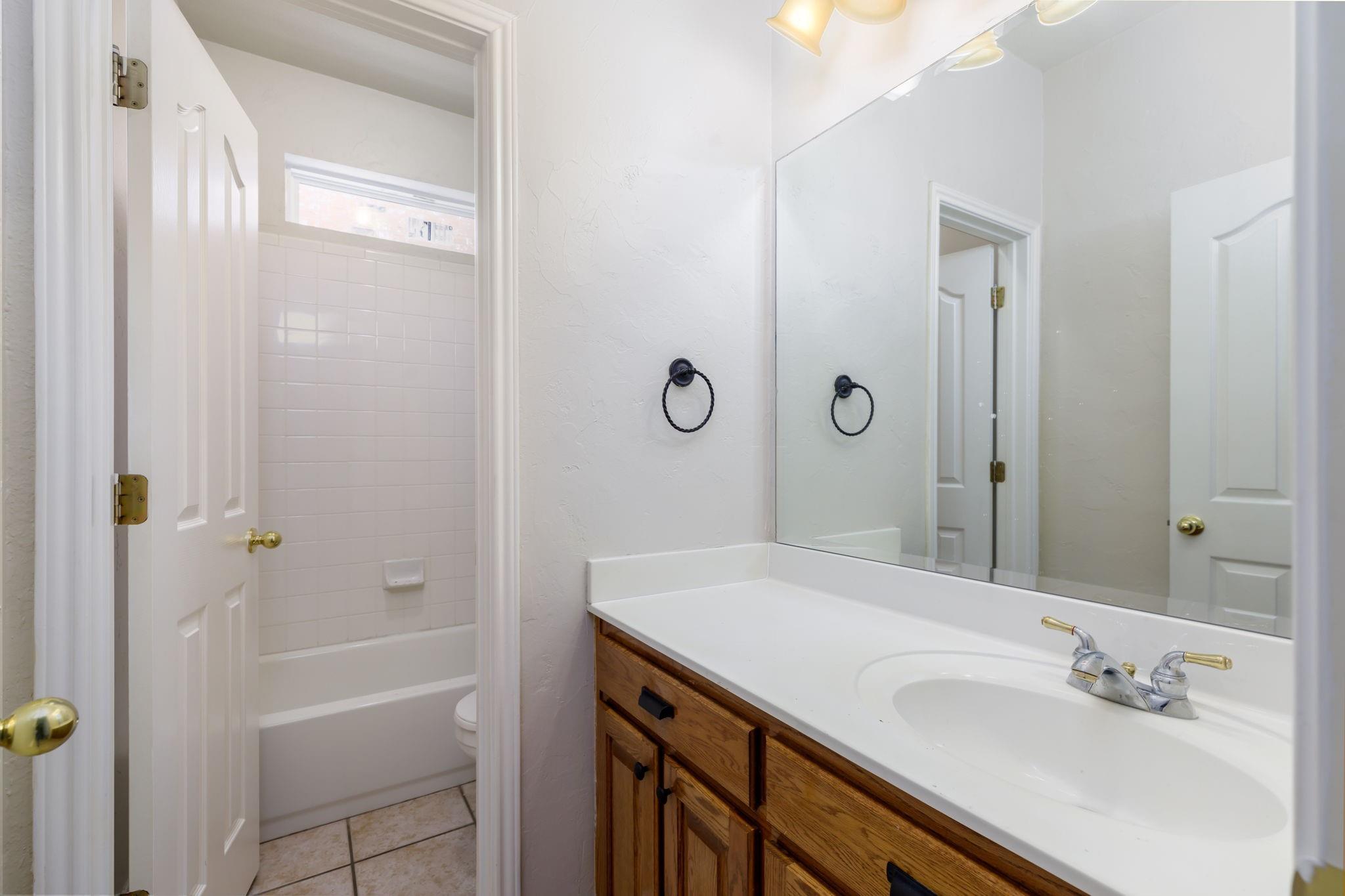 2901 Cashell Wood Dr Property Photo 14