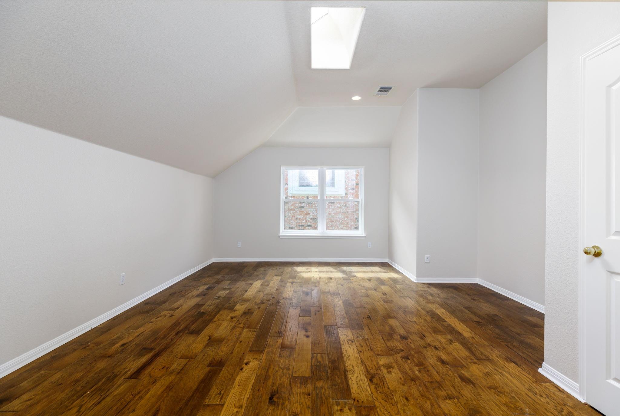 2901 Cashell Wood Dr Property Photo 16