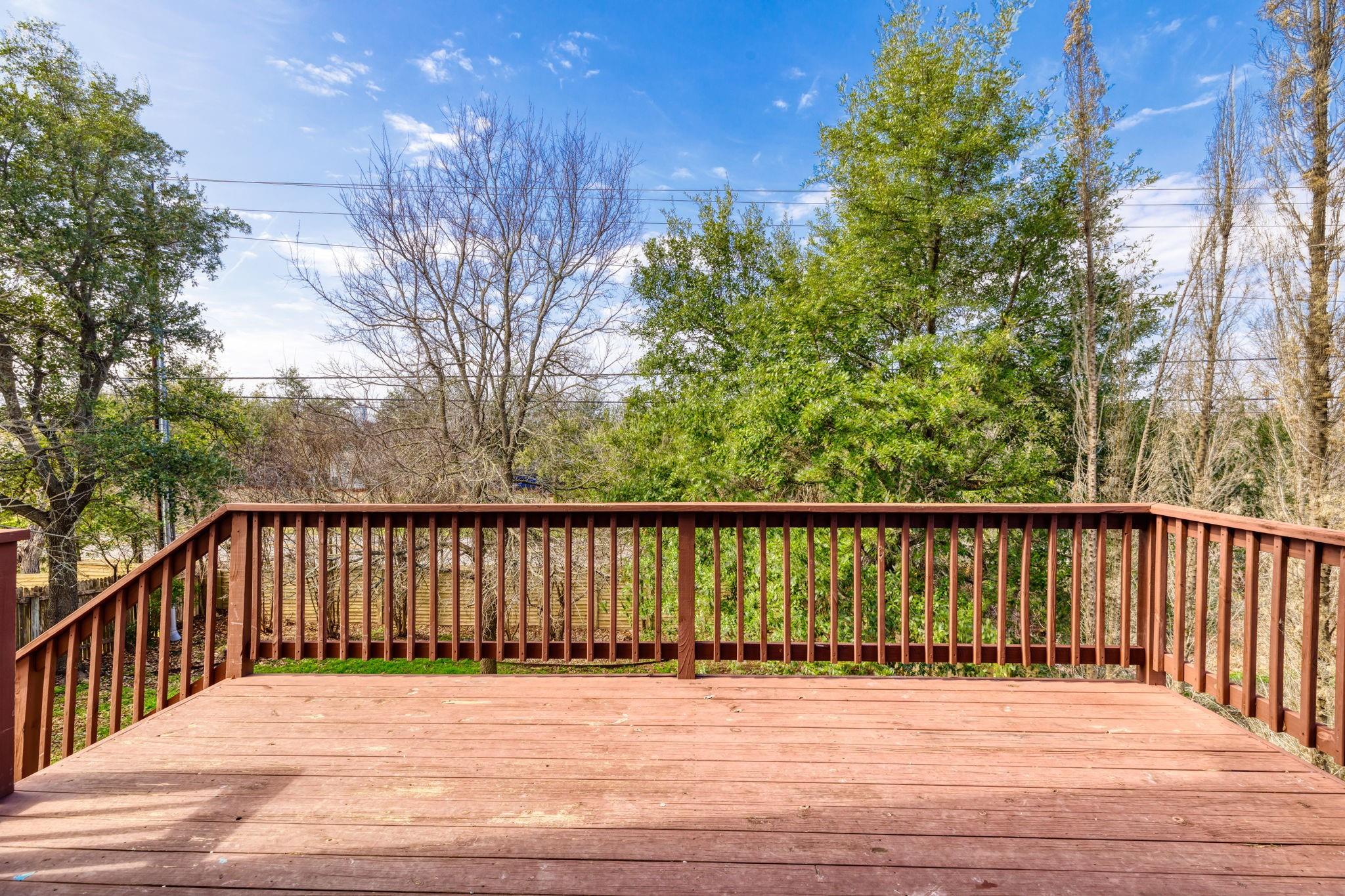2901 Cashell Wood Dr Property Photo 27