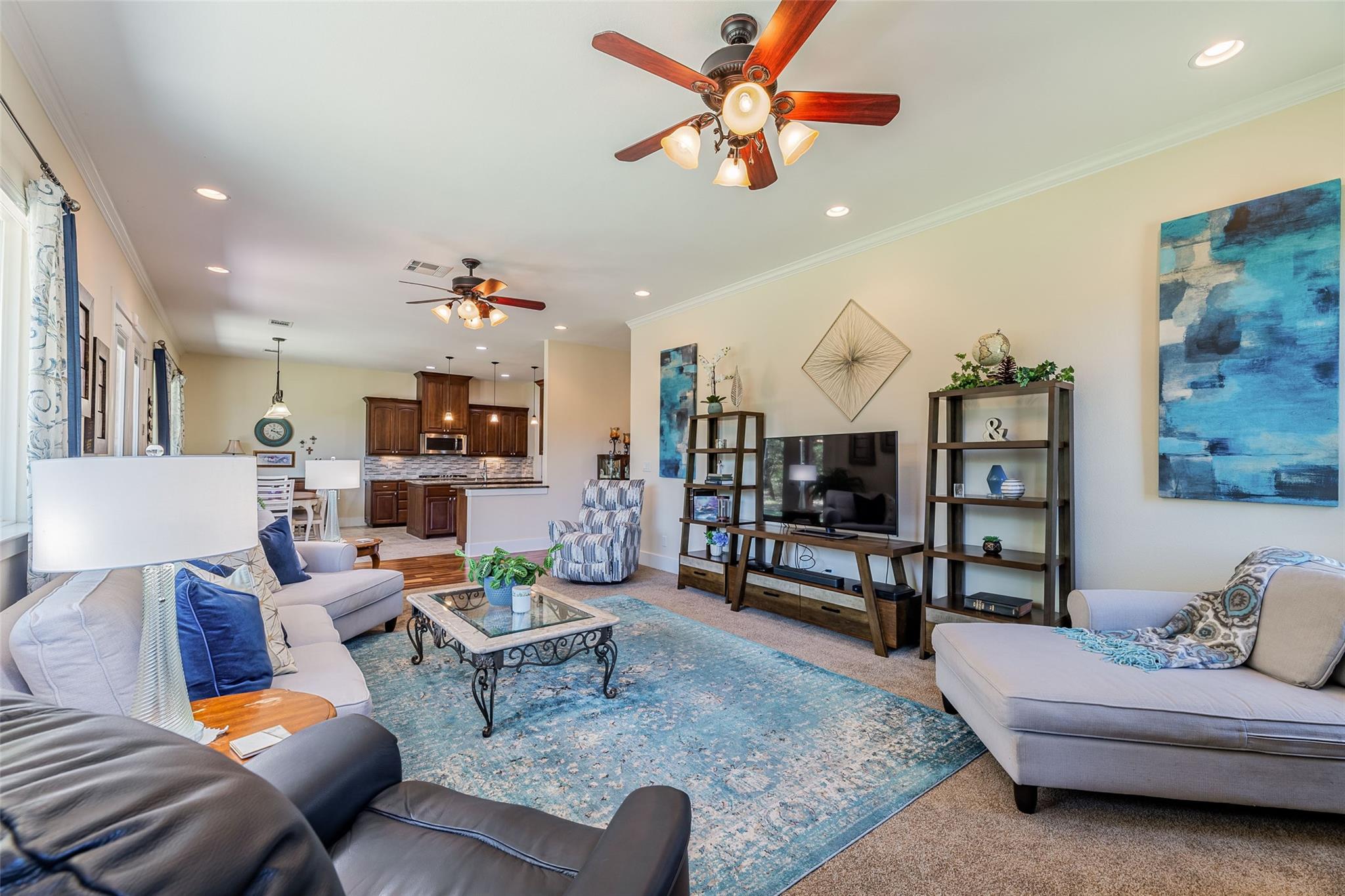 103 Paloma Pl Property Photo 6