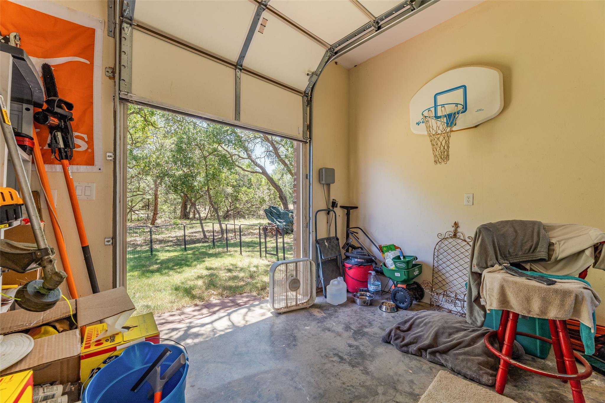 103 Paloma Pl Property Photo 37