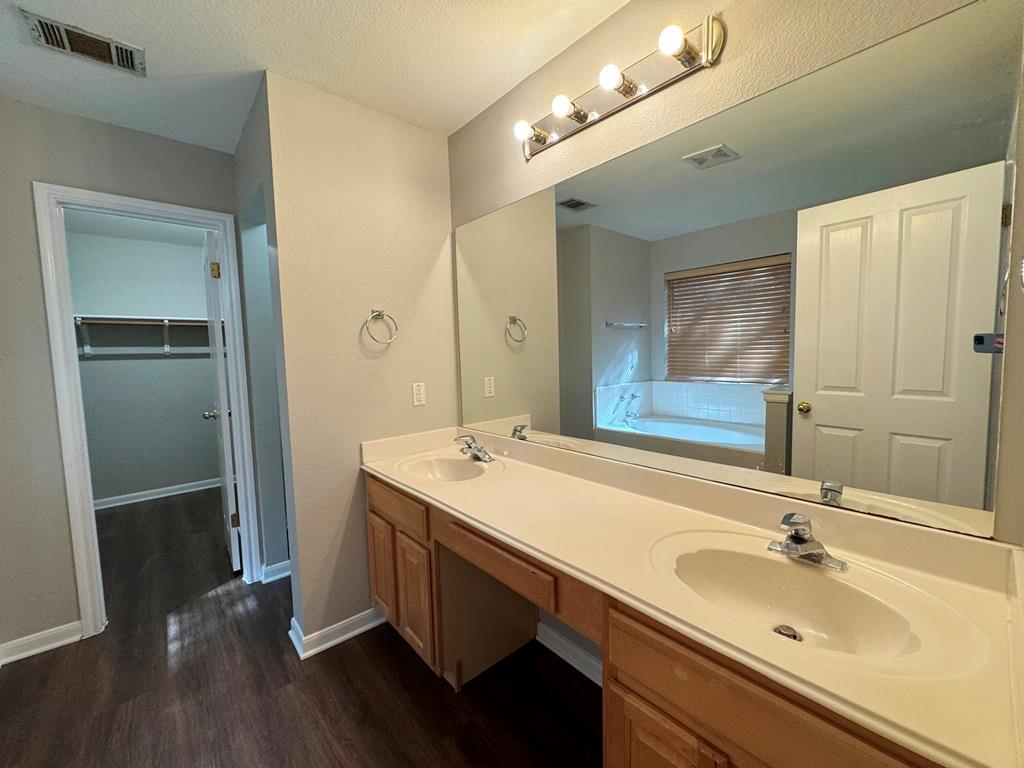 5305 Tamango Way Property Photo 25