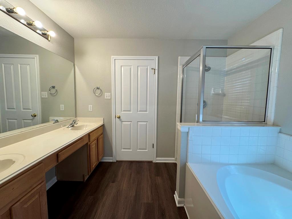 5305 Tamango Way Property Photo 26