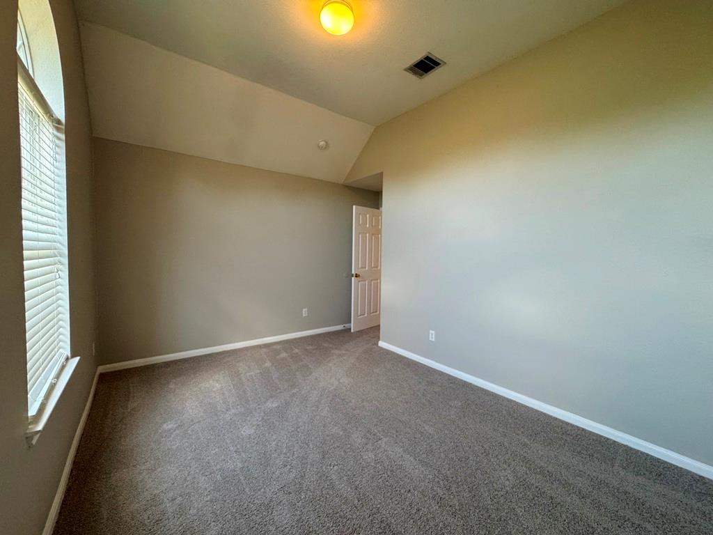 5305 Tamango Way Property Photo 33