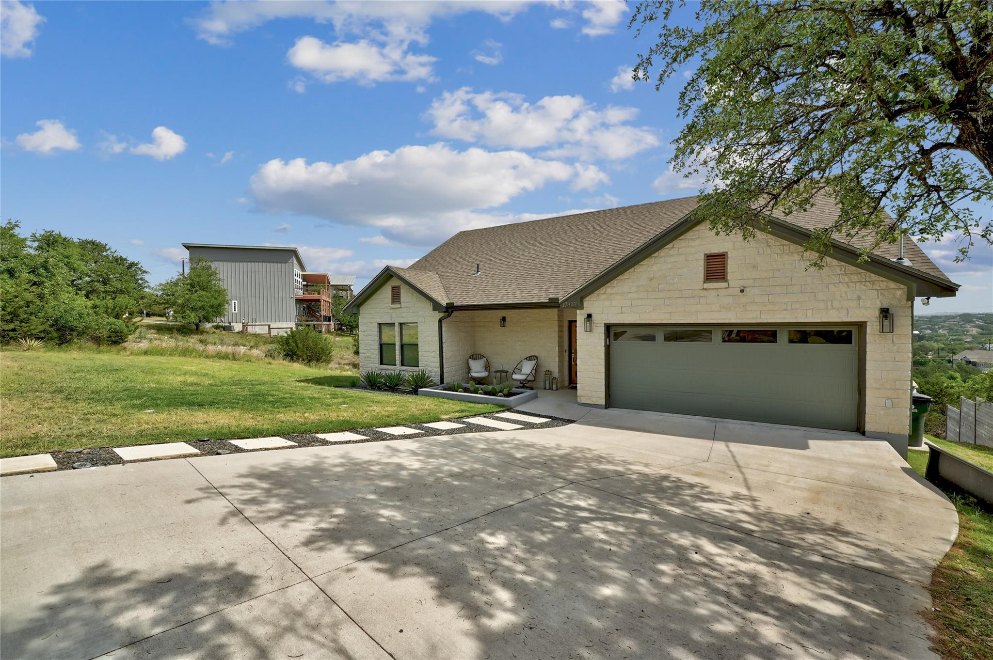 17837 Panorama Dr Property Photo