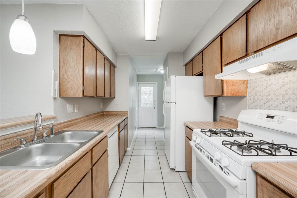 5503 Spring Meadow Rd A Property Photo 1