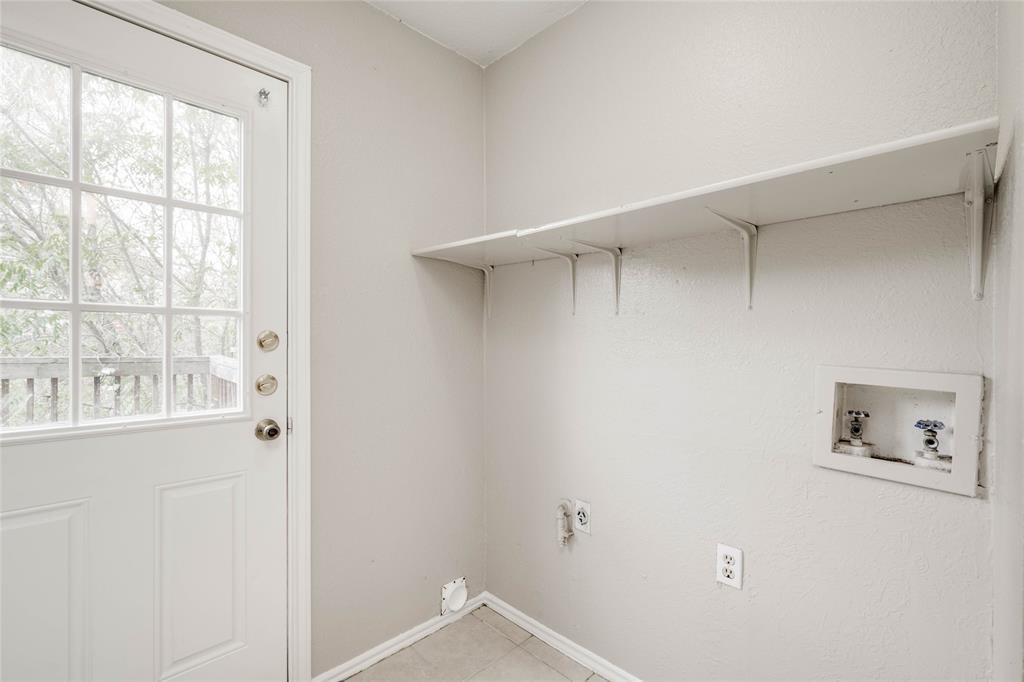 5503 Spring Meadow Rd A Property Photo 3