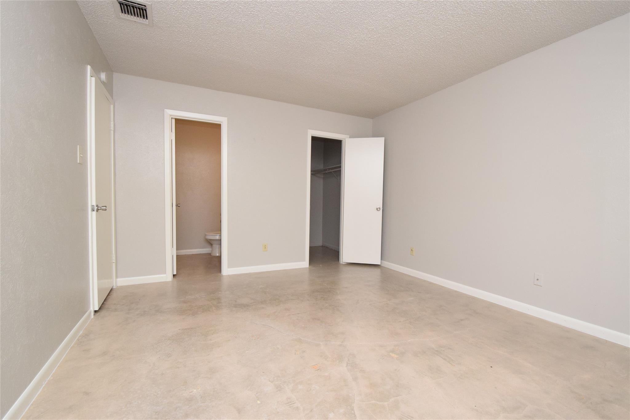 3313 S Oak Dr Property Photo 15