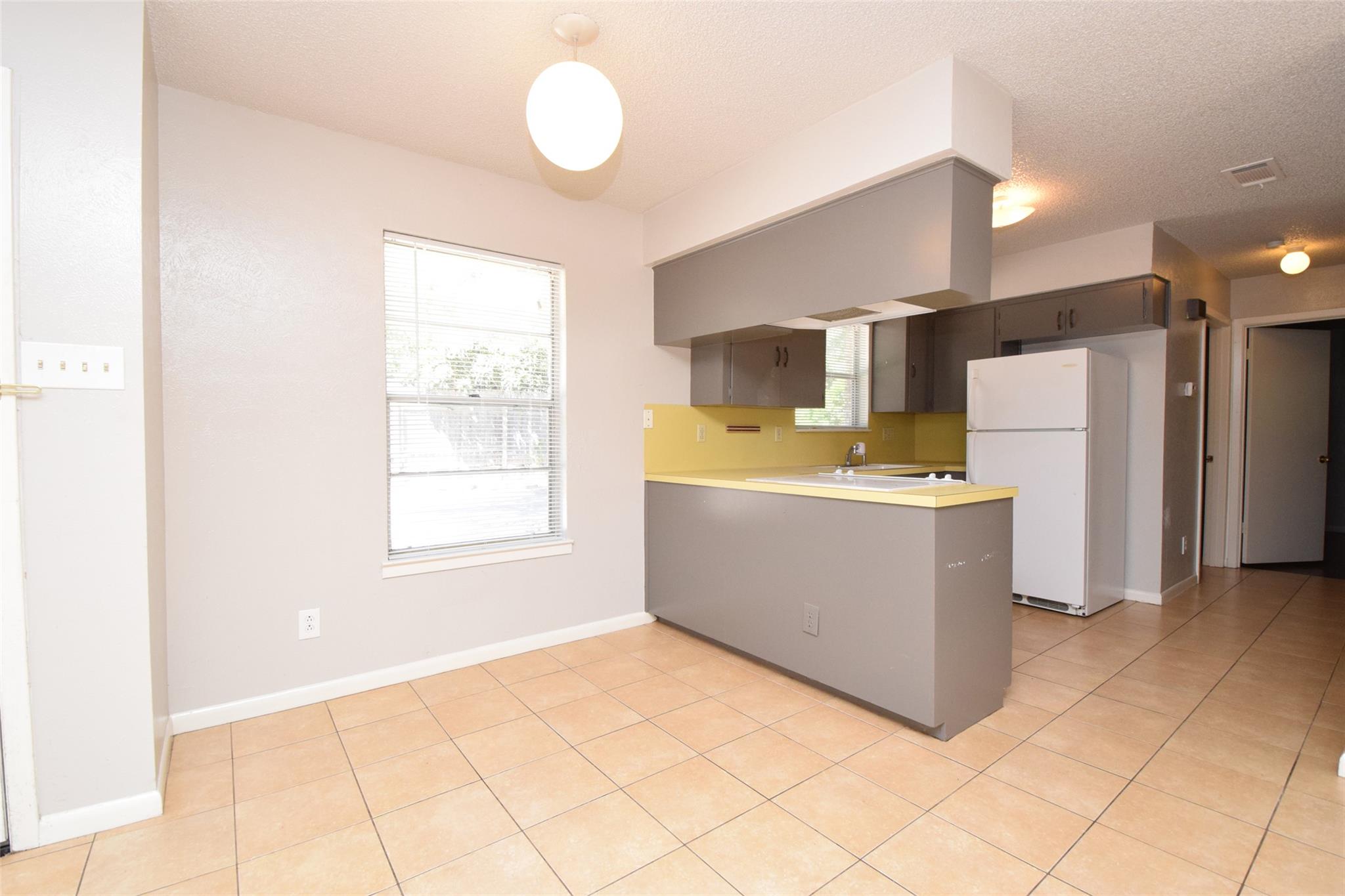 3313 S Oak Dr Property Photo 19
