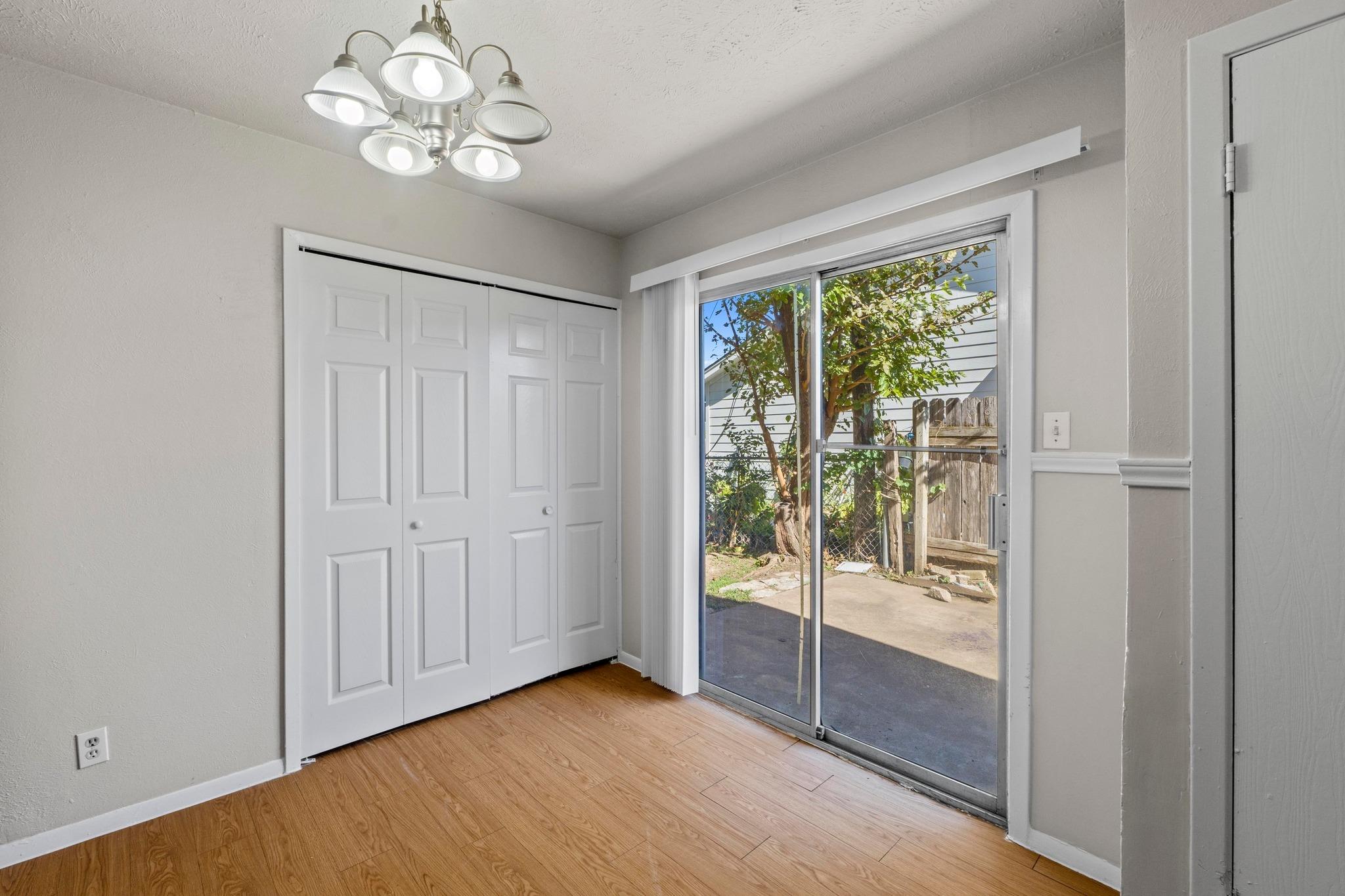 1914 Nicole Cir #a Property Photo 8