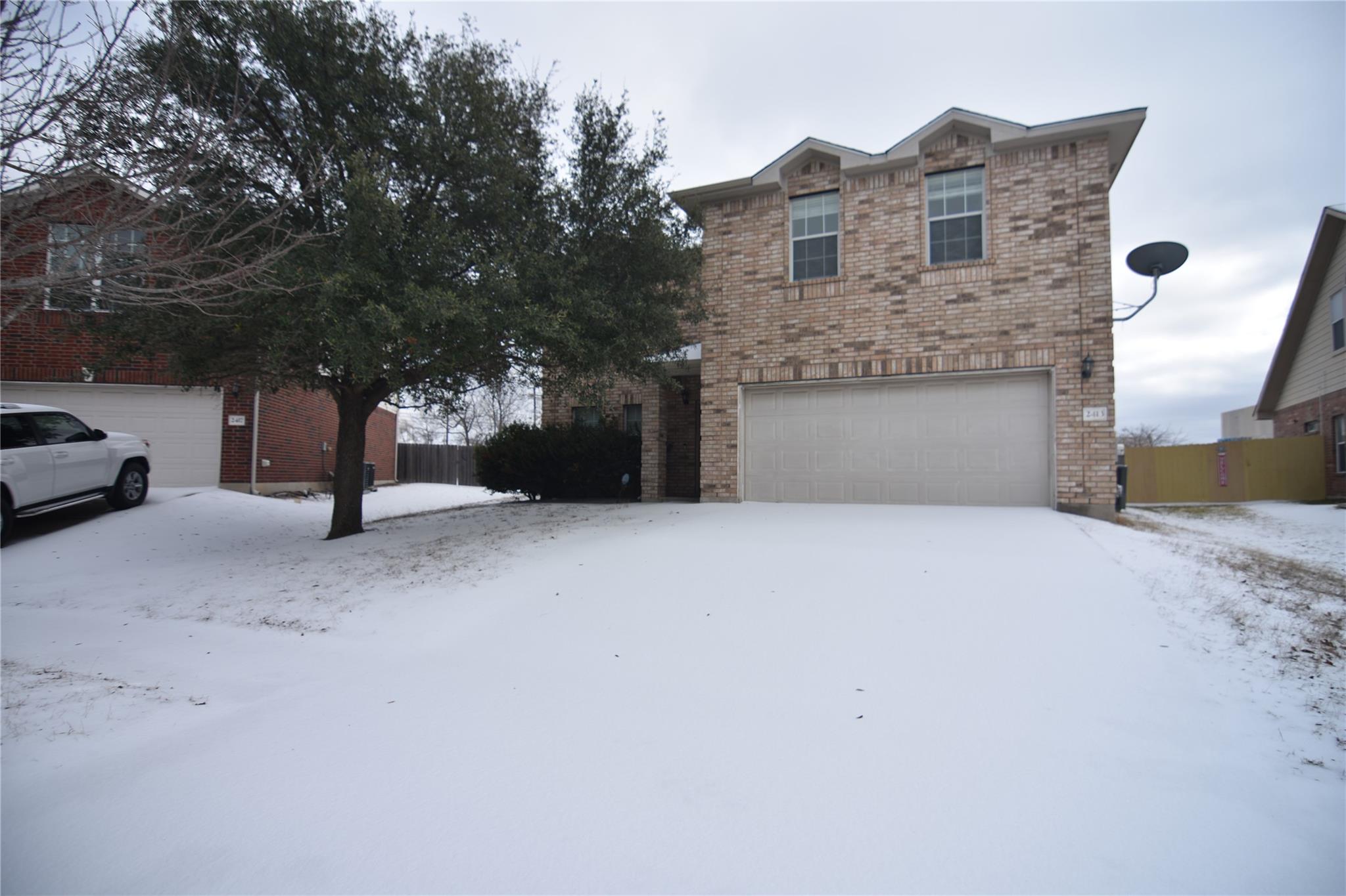 2413 Rachel Ct Property Photo 1