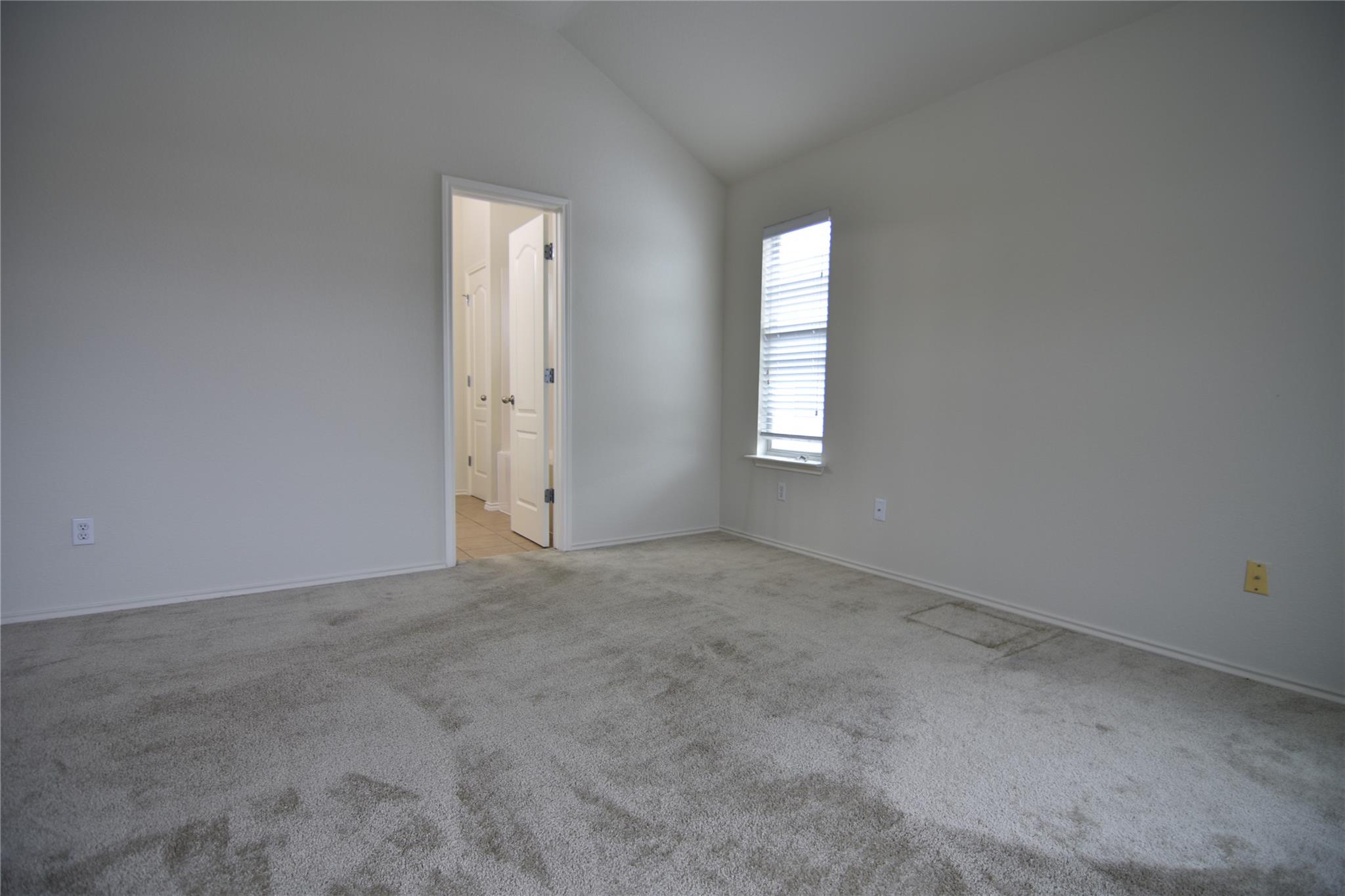 2413 Rachel Ct Property Photo 28