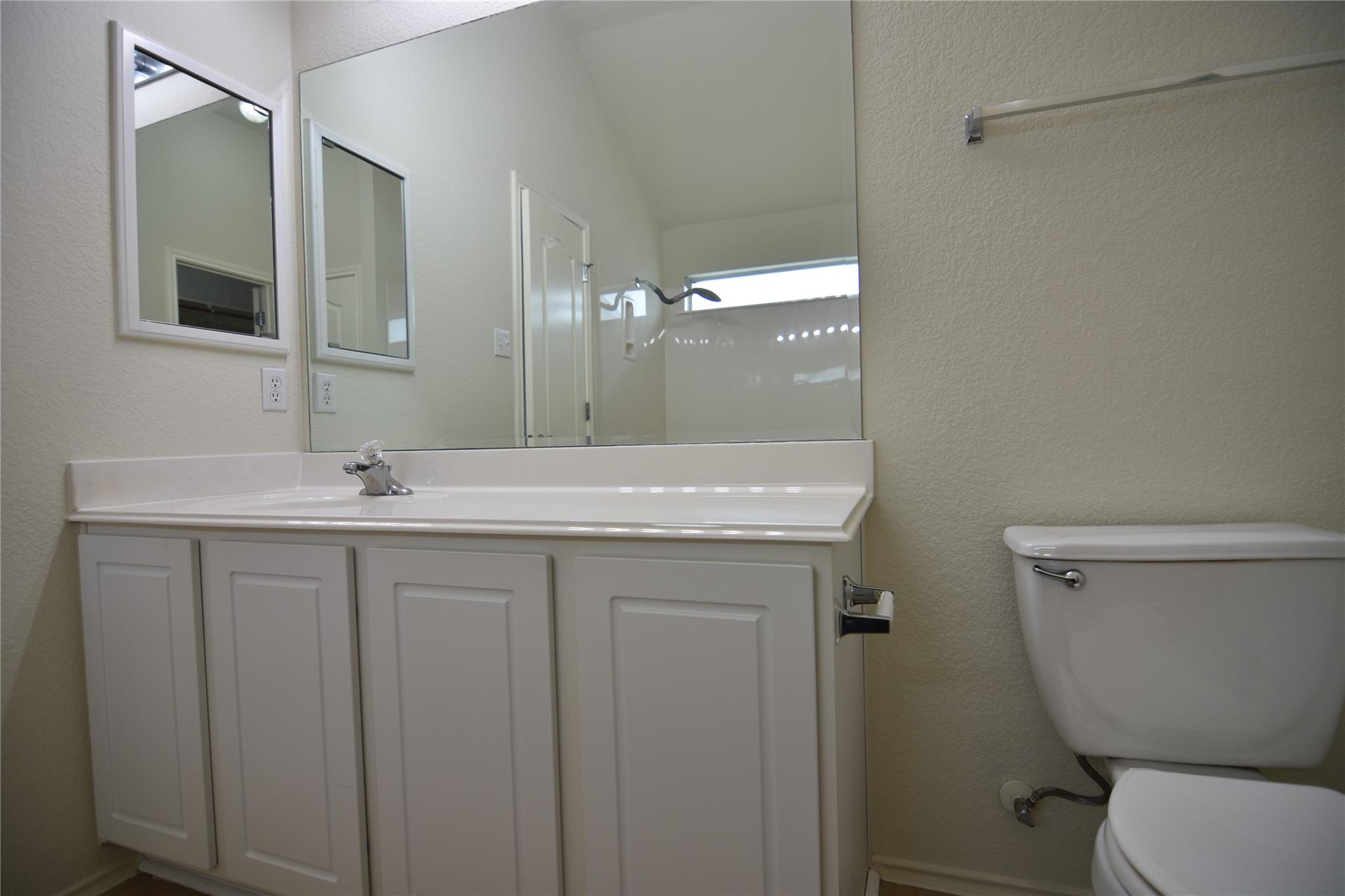 2413 Rachel Ct Property Photo 32