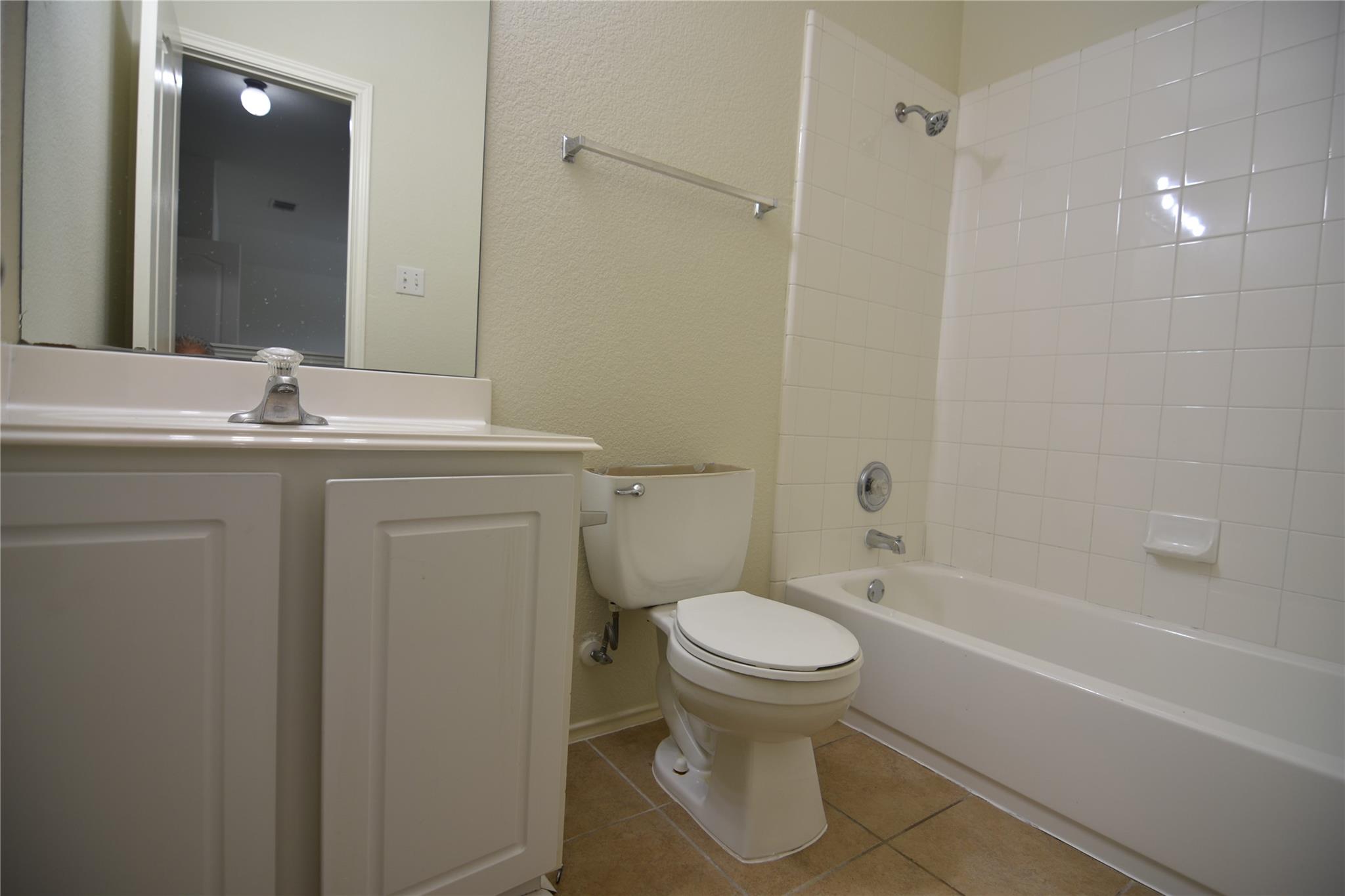 2413 Rachel Ct Property Photo 34