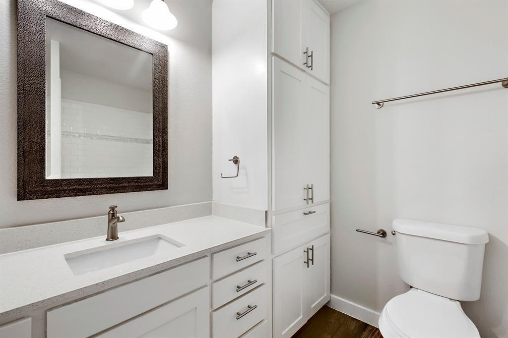 6205 Hyside Dr #b Property Photo 6