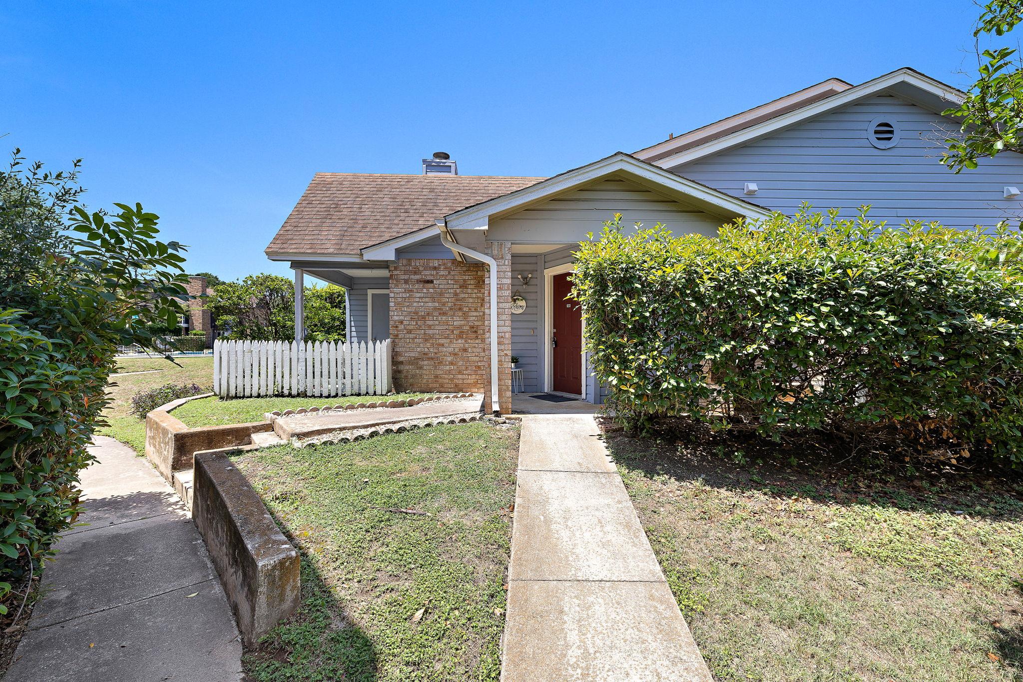 1601 Faro Dr #303 Property Photo 1