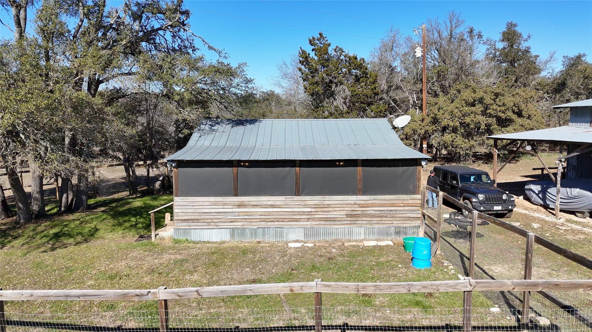 1750 Loop 165 Loop B Property Photo 10