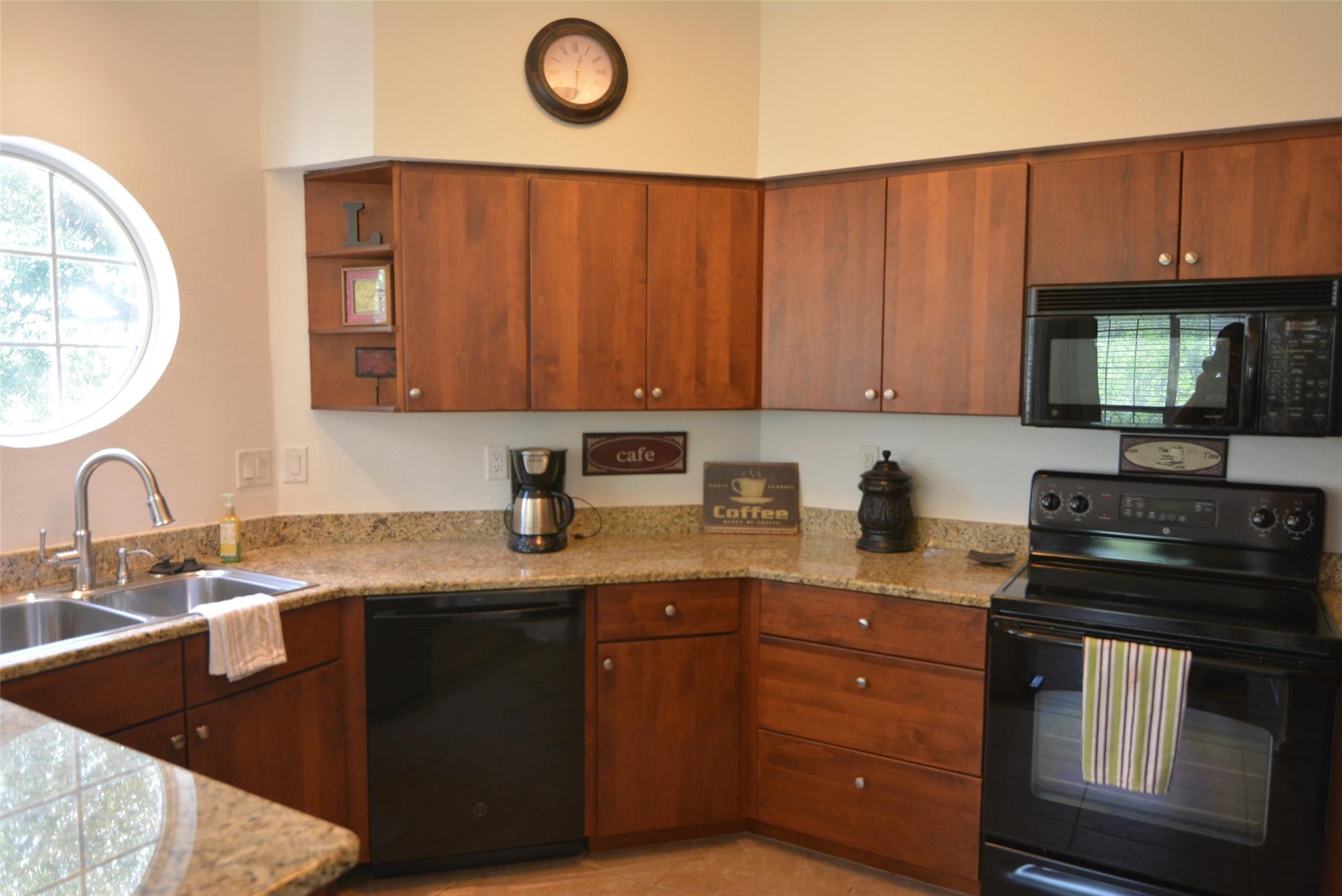 3404 American Dr #2209 Property Photo 6