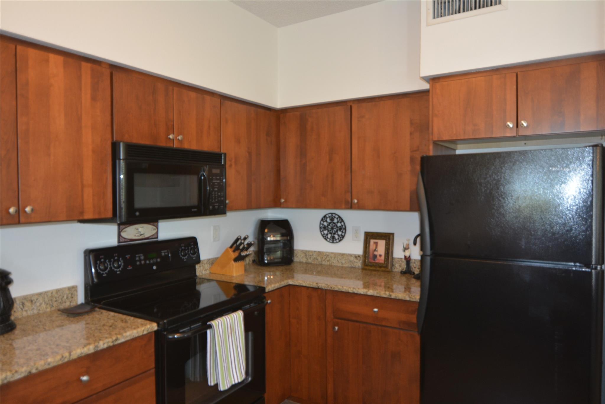 3404 American Dr #2209 Property Photo 8