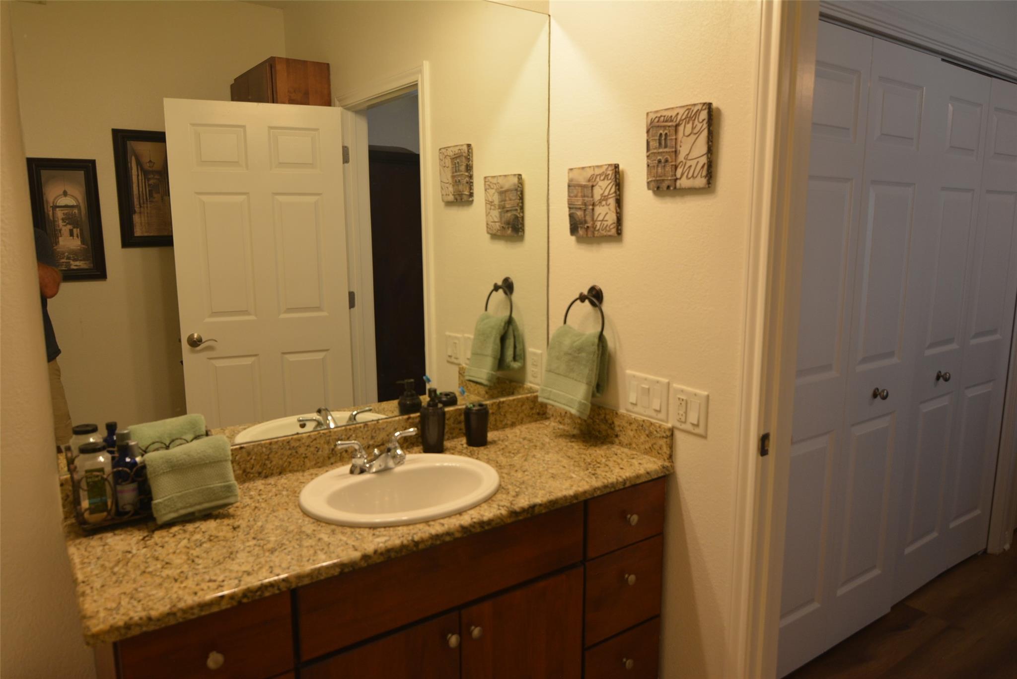 3404 American Dr #2209 Property Photo 13