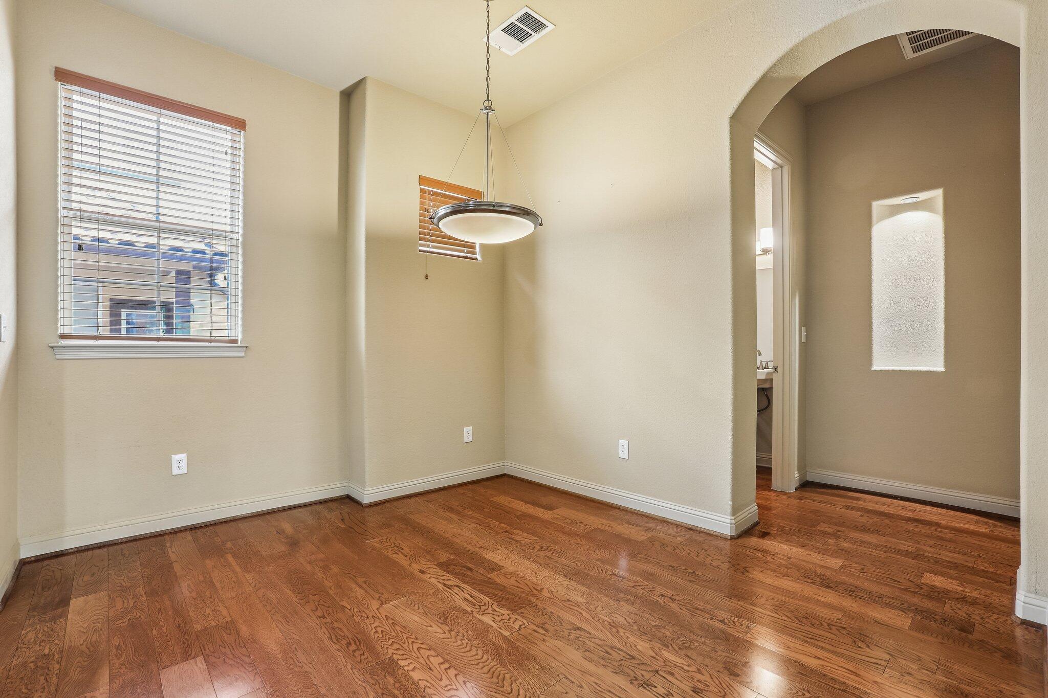 12113 Terraza Cir Property Photo 7