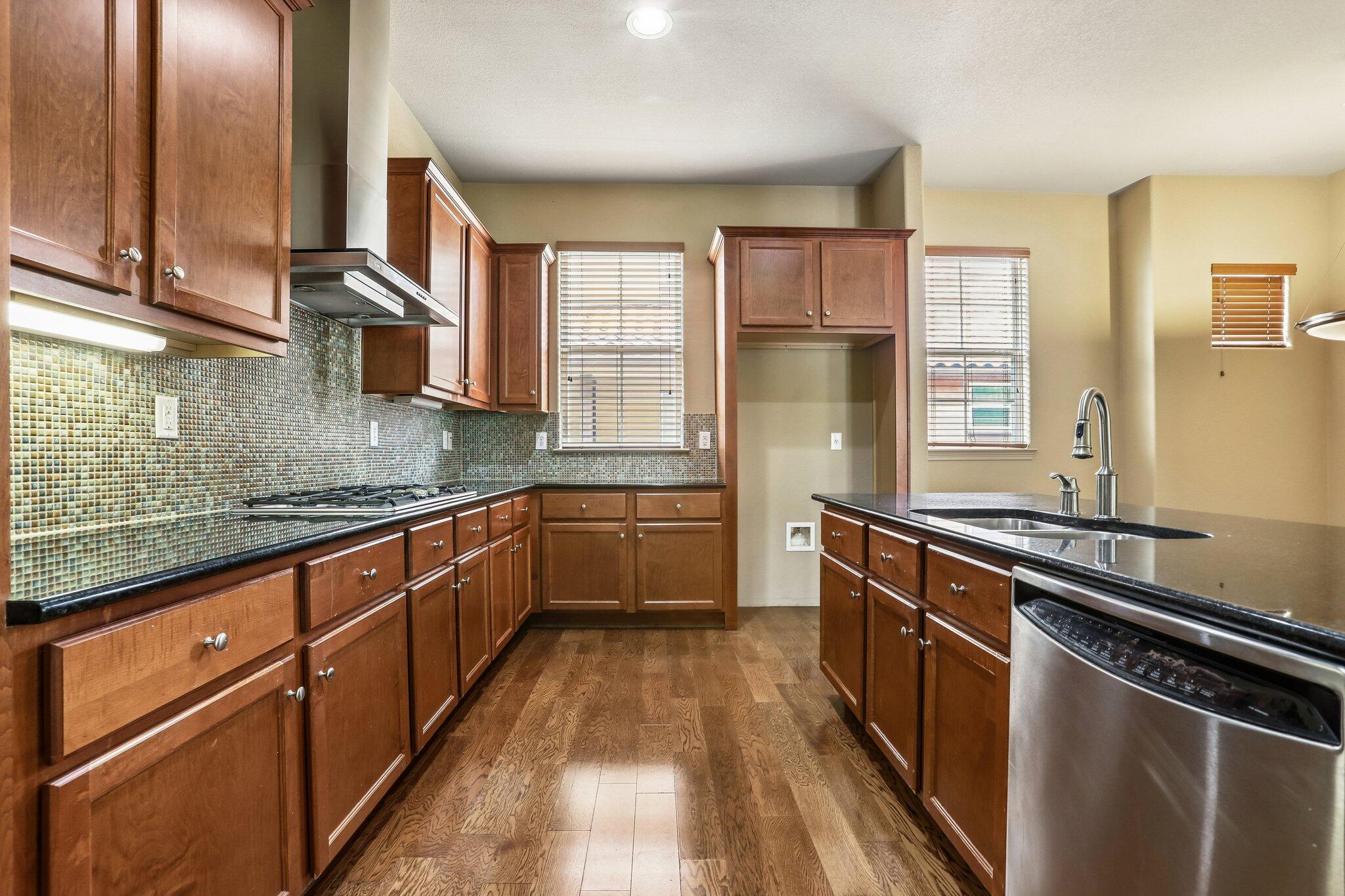 12113 Terraza Cir Property Photo 10