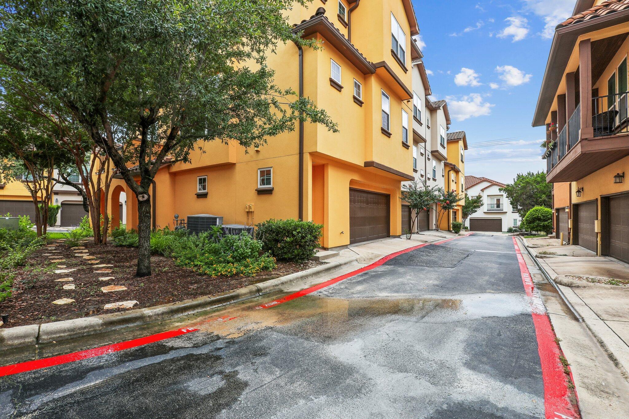 12113 Terraza Cir Property Photo 25