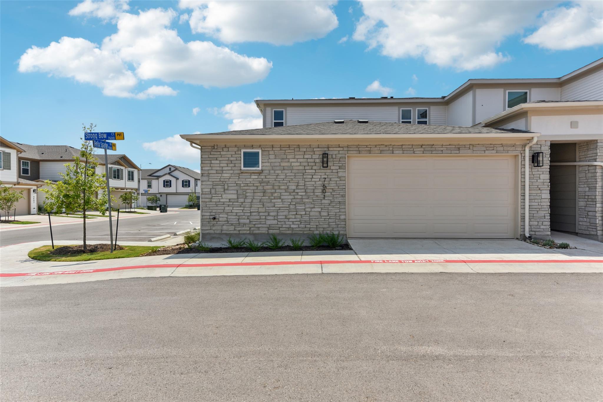 9311 Curious Squirrel St Property Photo 2