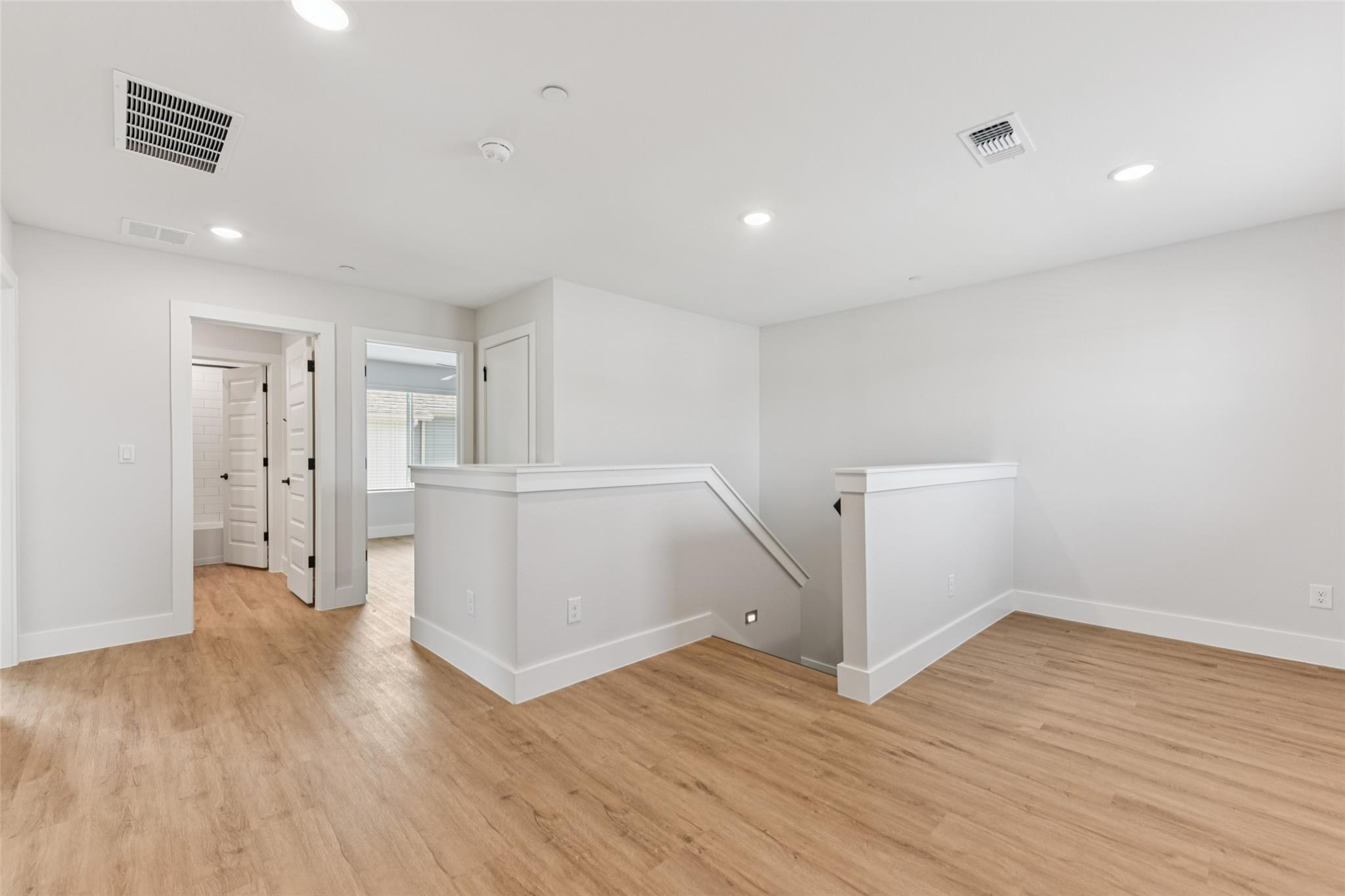 9311 Curious Squirrel St Property Photo 16