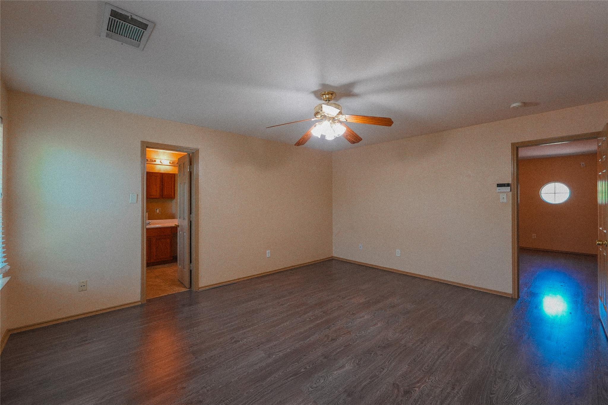 1900 Jesse Owens Dr Property Photo 24
