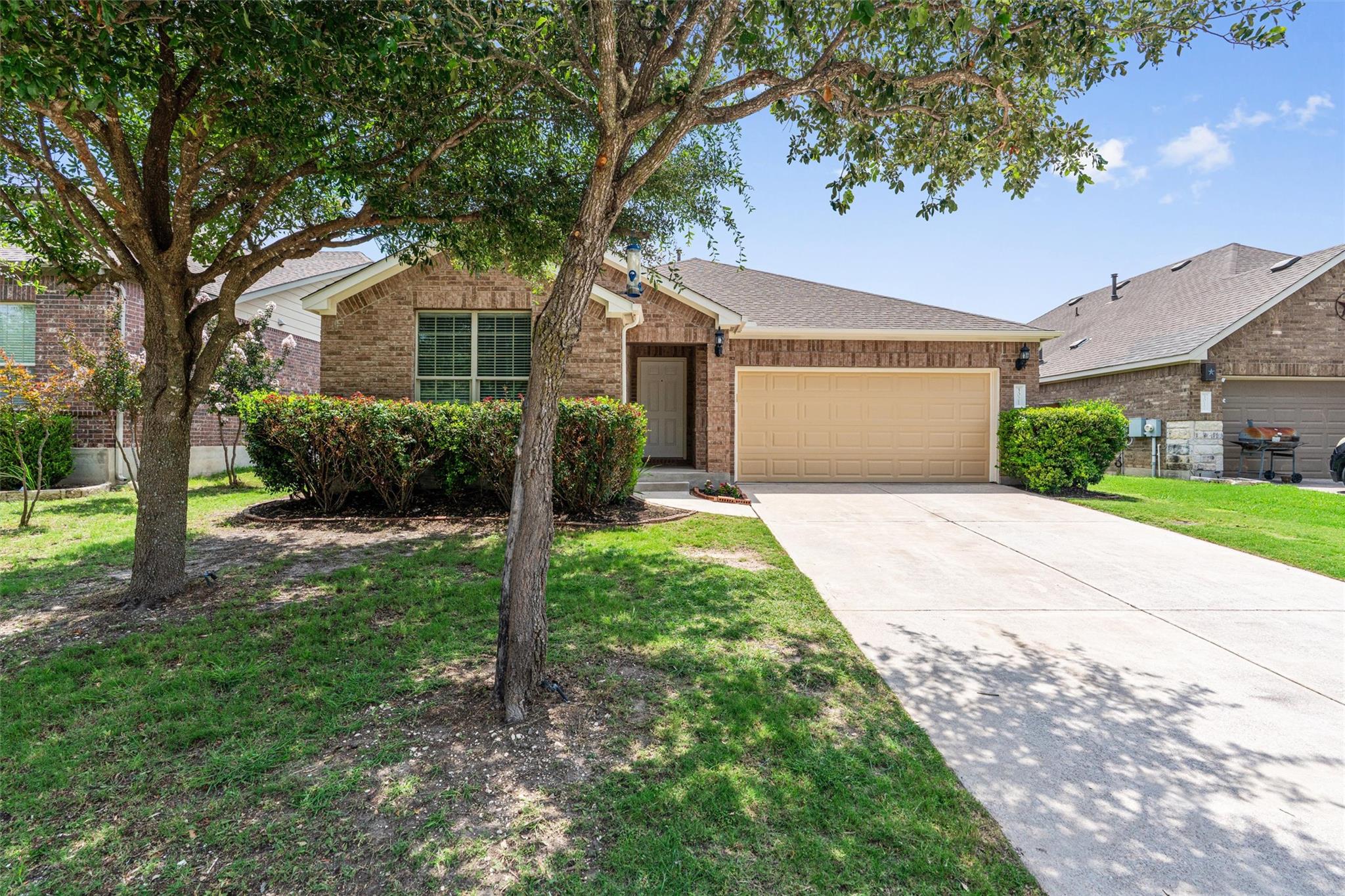 3021 Angelina Ct Property Photo 1