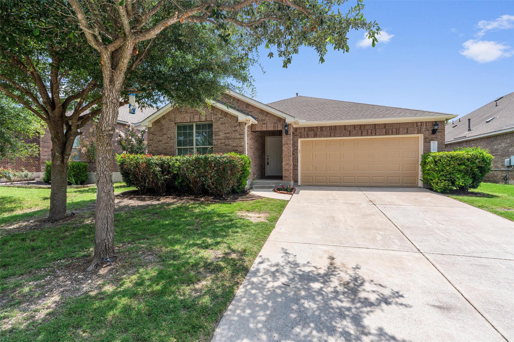 3021 Angelina Ct Property Photo 2