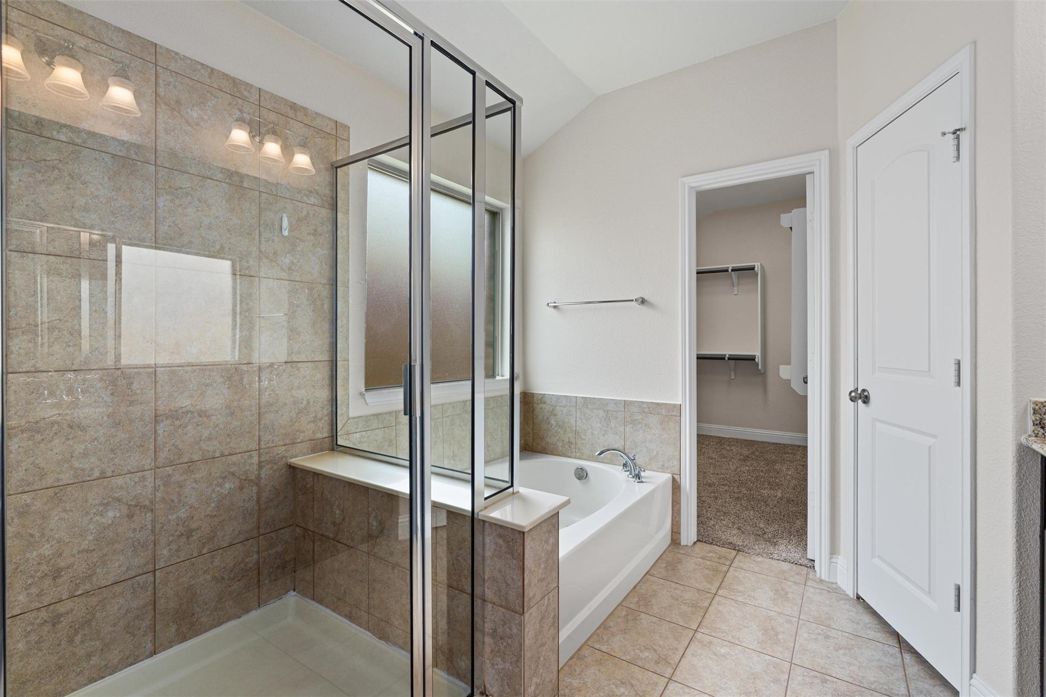 3021 Angelina Ct Property Photo 21