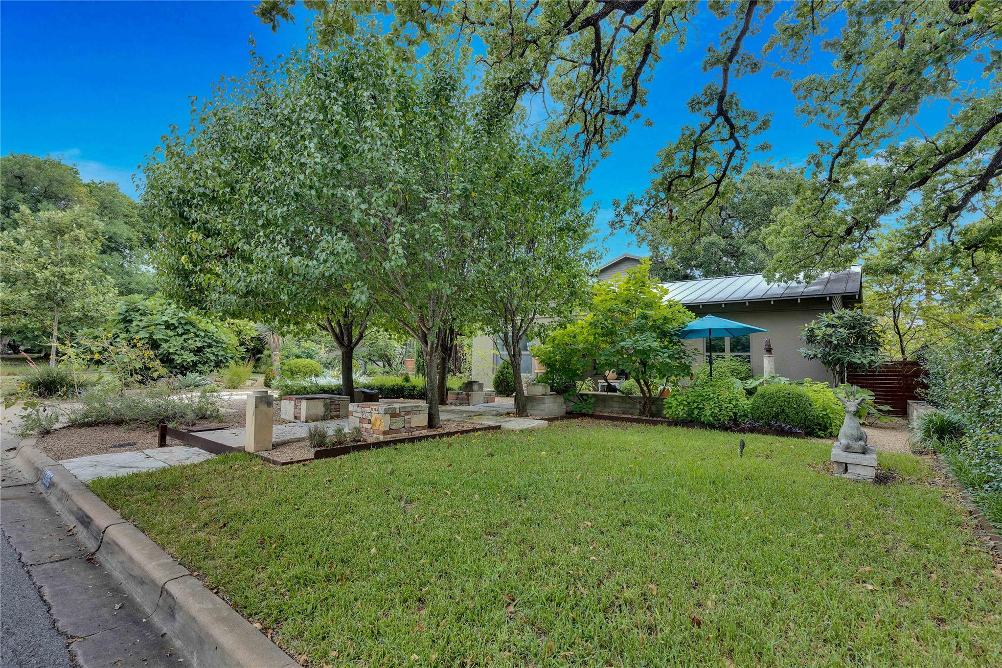 1306 Norwood Rd #a Property Photo 2