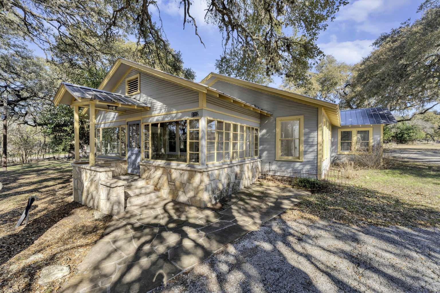 1012 7th St Property Photo