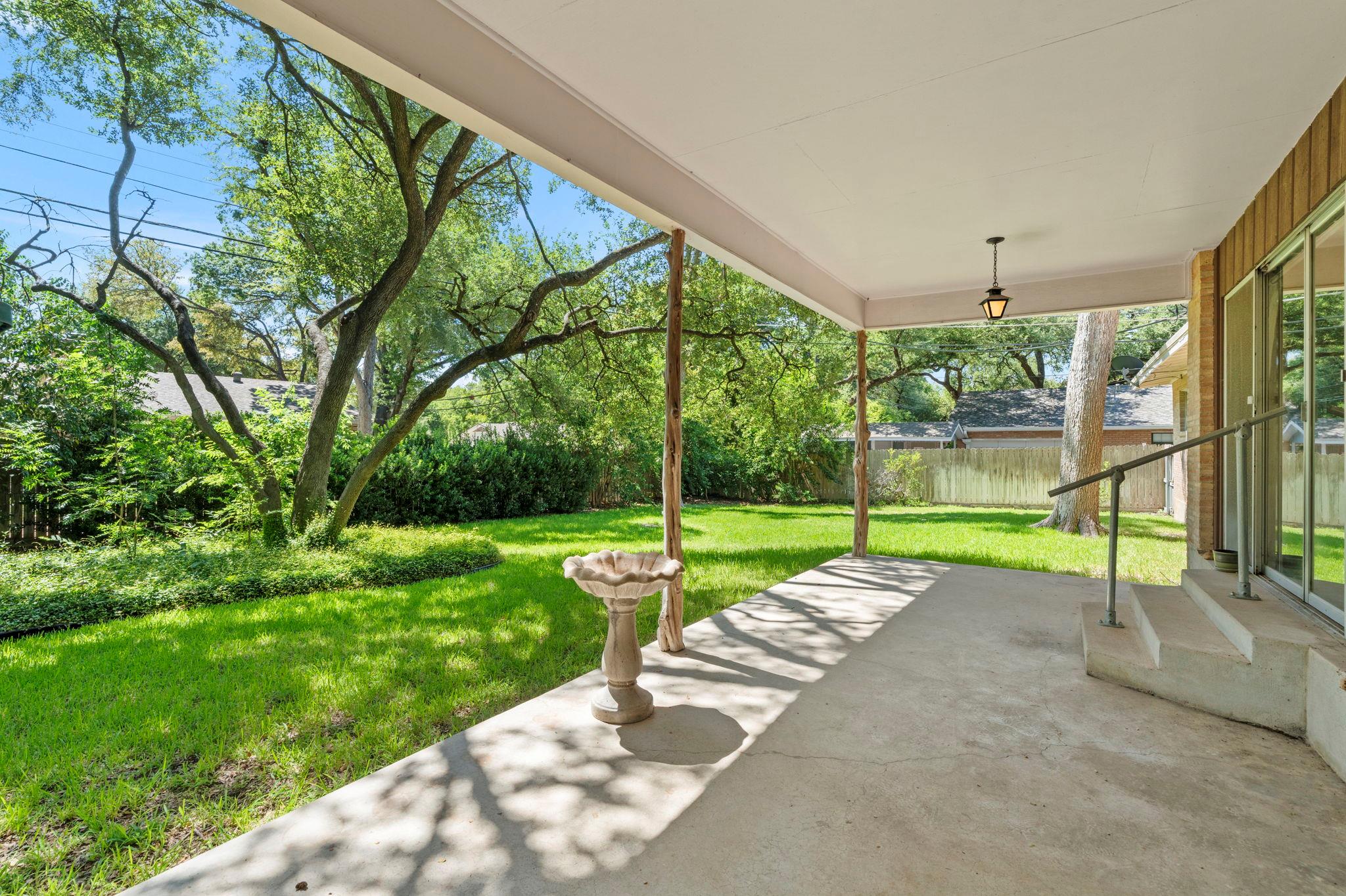 3101 El Camino Dr Property Photo 36