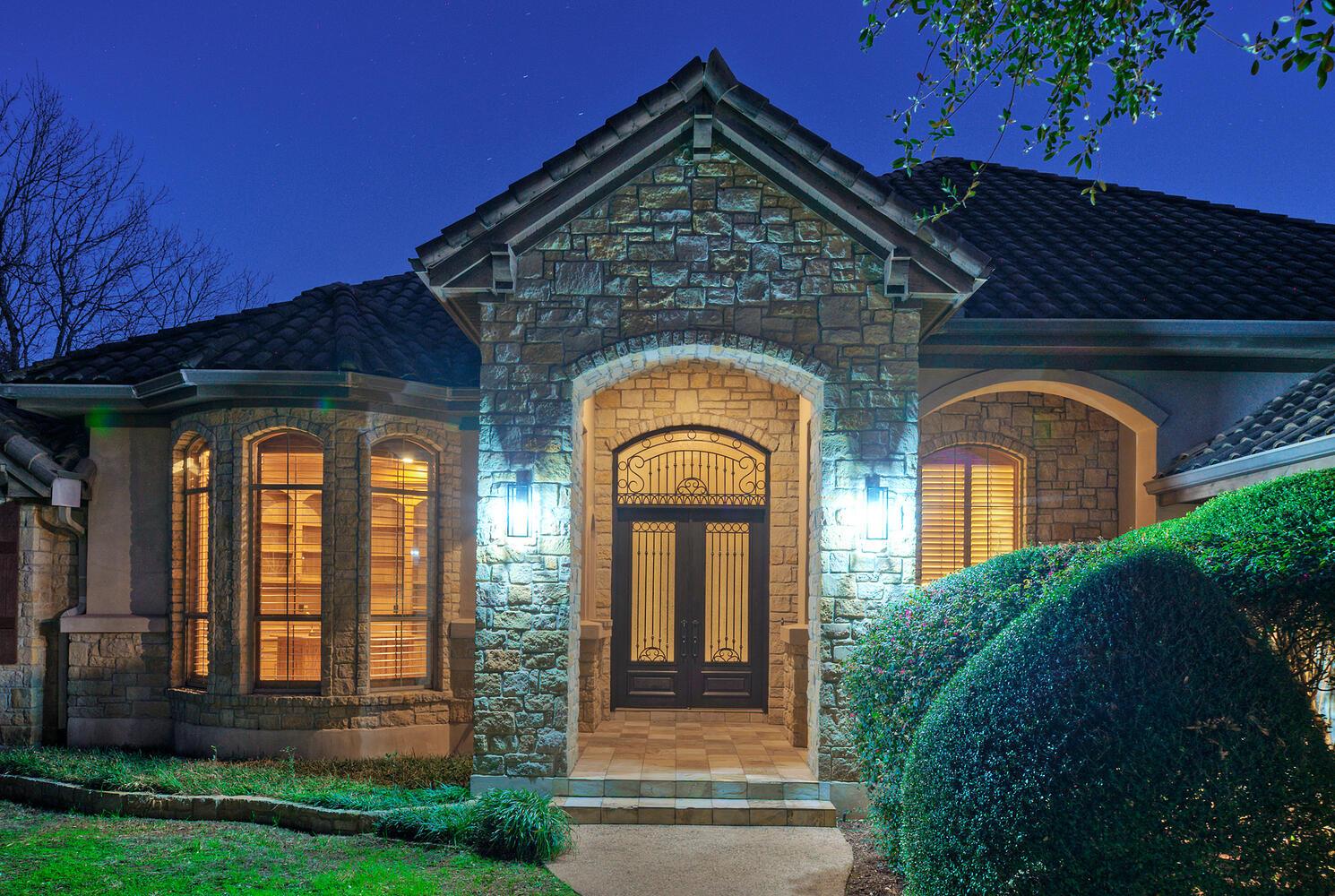 4303 Lakeway Blvd Property Photo