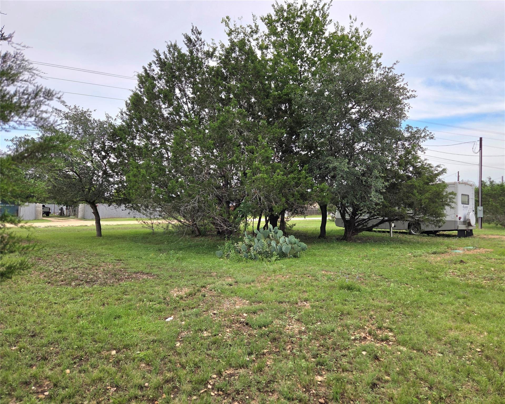 360 Paloma Dr Property Photo 1