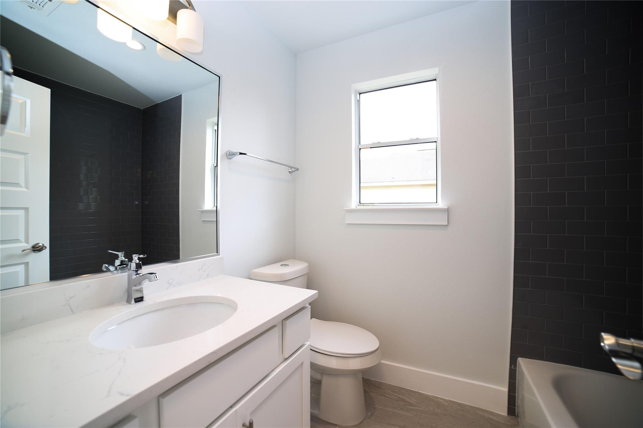 131 Stephen Ct Property Photo 7