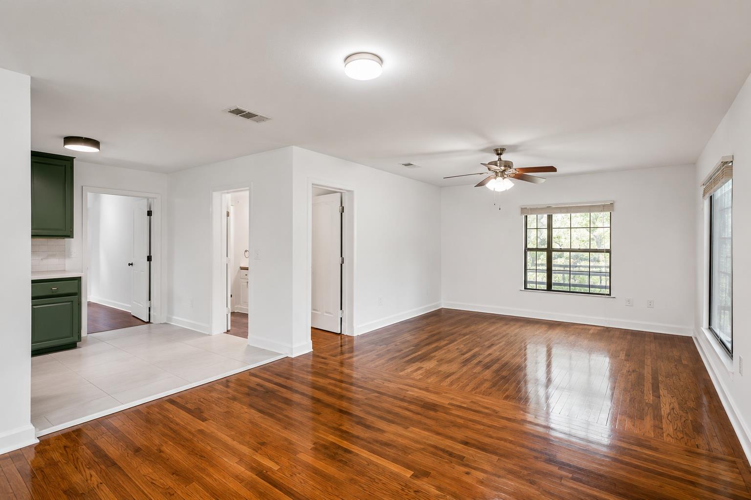 4001 Maplewood Ave #b Property Photo 6