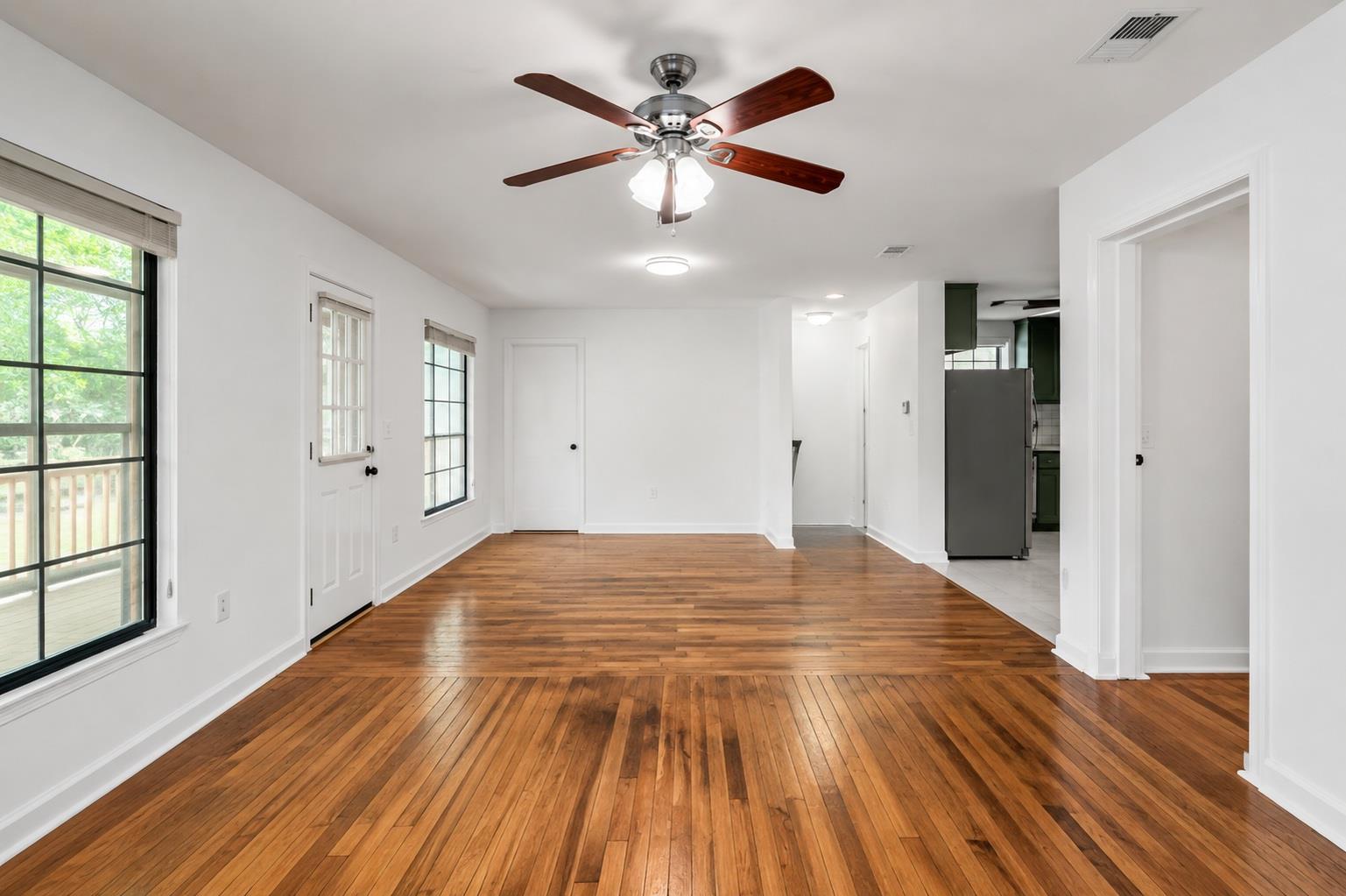 4001 Maplewood Ave #b Property Photo 9