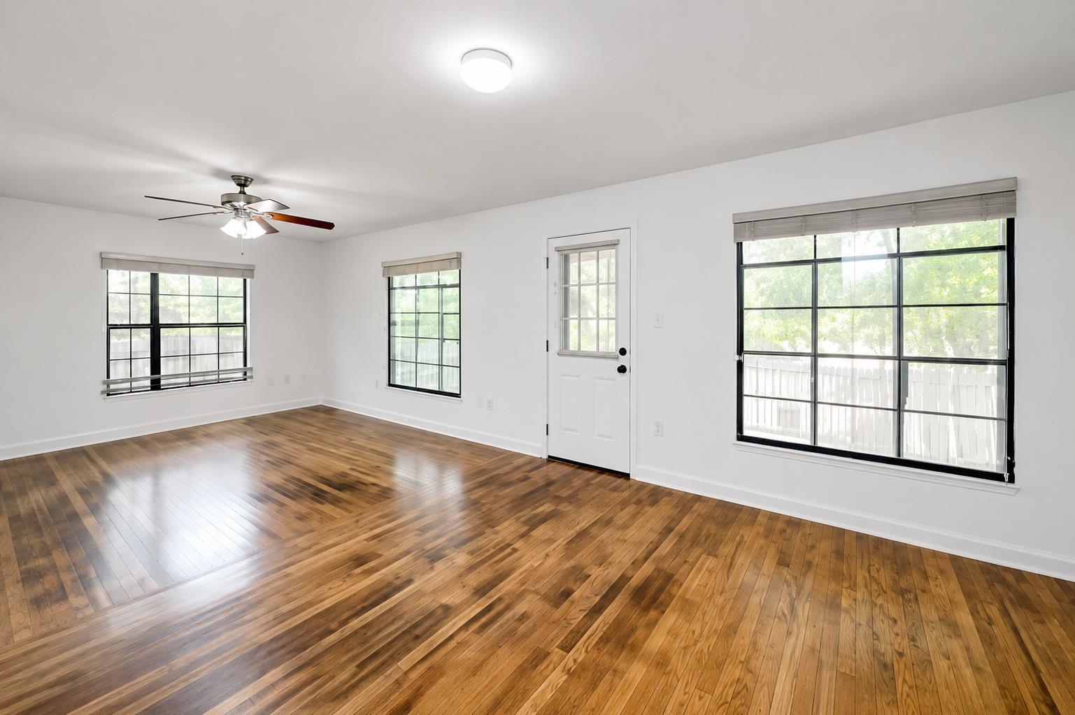 4001 Maplewood Ave #b Property Photo 10