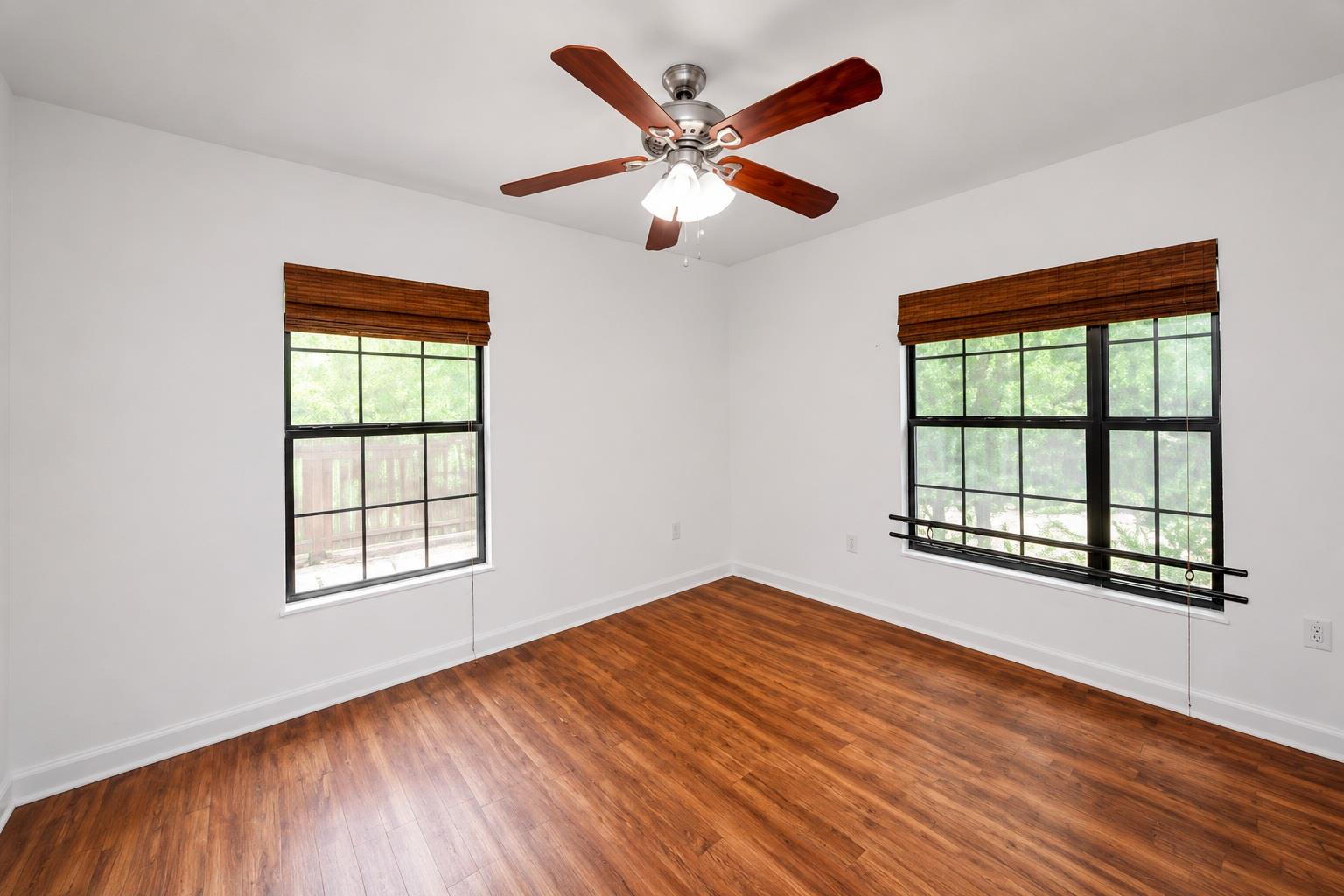 4001 Maplewood Ave #b Property Photo 12