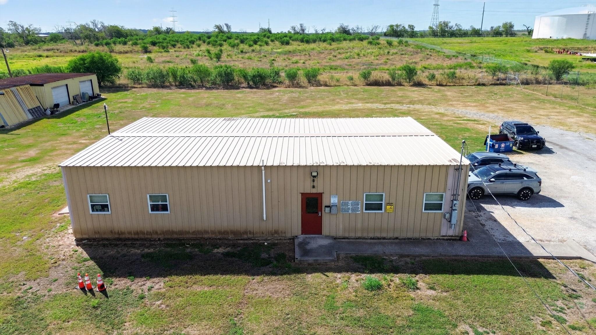 9675 Hwy 142 None Property Photo 4