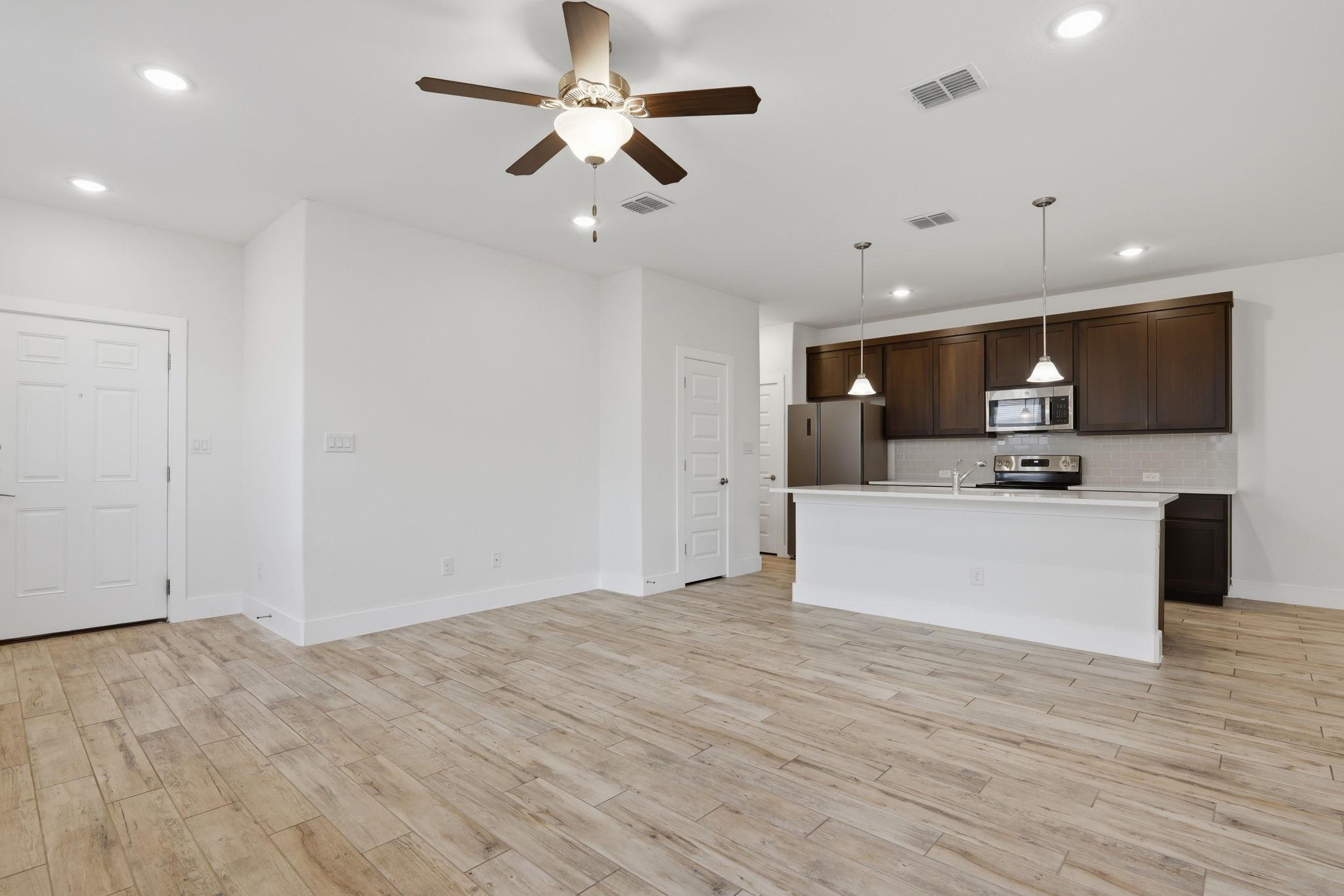 460 Parkline Dr #34b Property Photo 6