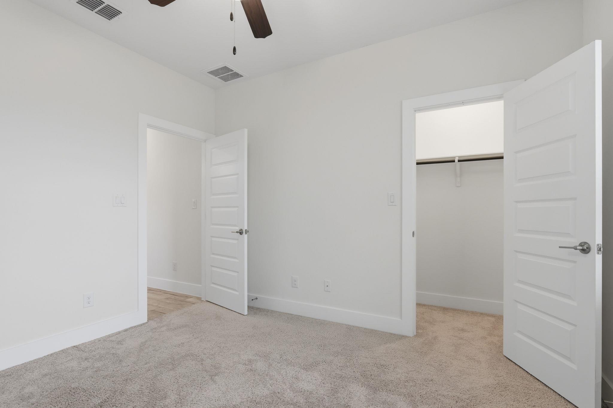 460 Parkline Dr #34b Property Photo 16