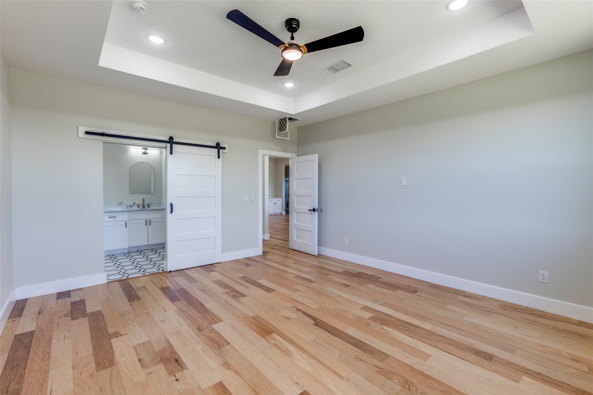 207 Twin Creeks Cir Property Photo 19