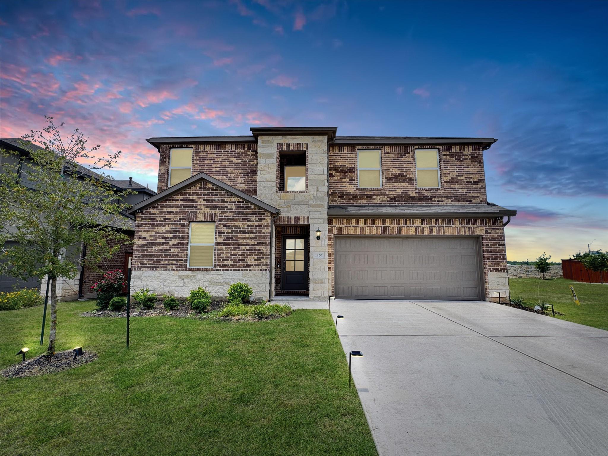 1420 Carvin Way Property Photo 2
