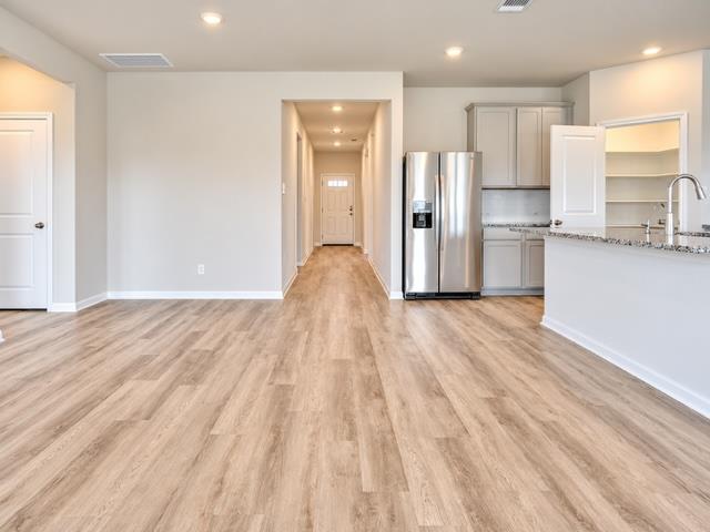 156 Sleep Hollow None Property Photo 2