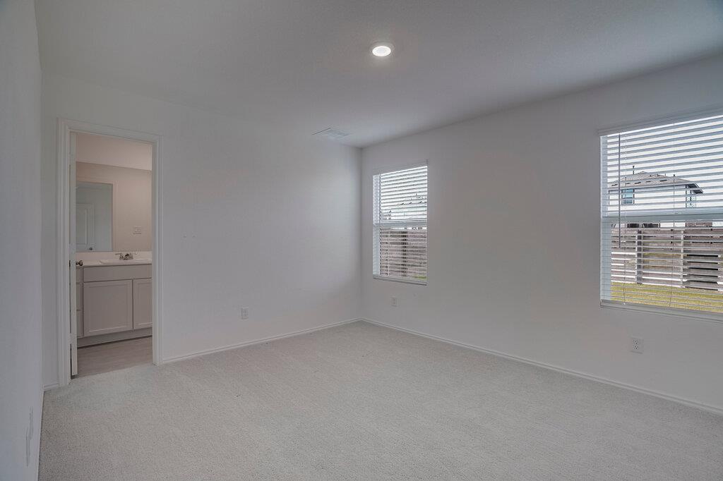 321 Keefer None Property Photo 17